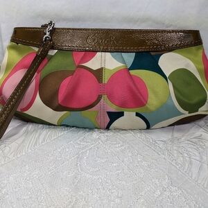 Coach Soho Sateen Scarf Print Clutch, F13801, Zip Top, Patent Leather,Wrist Loop